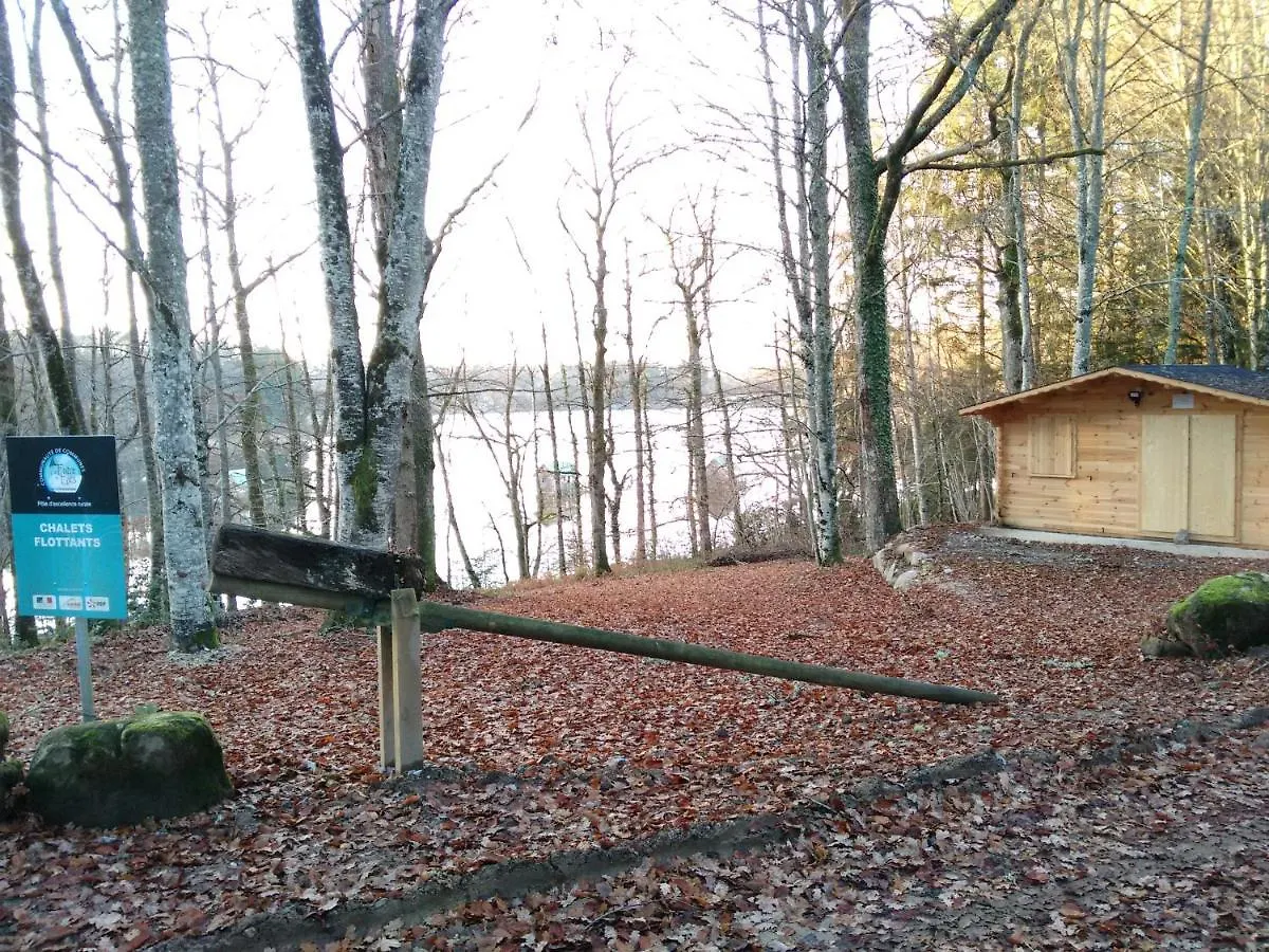 Les Chalets Flottants Des Planquettes Villa Saint-Etienne-Cantales