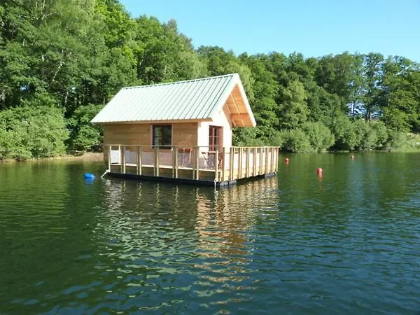 Les Chalets Flottants Des Planquettes Villa Saint-Etienne-Cantales France