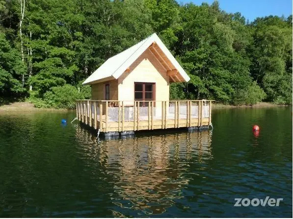 Les Chalets Flottants Des Planquettes Villa Saint-Etienne-Cantales