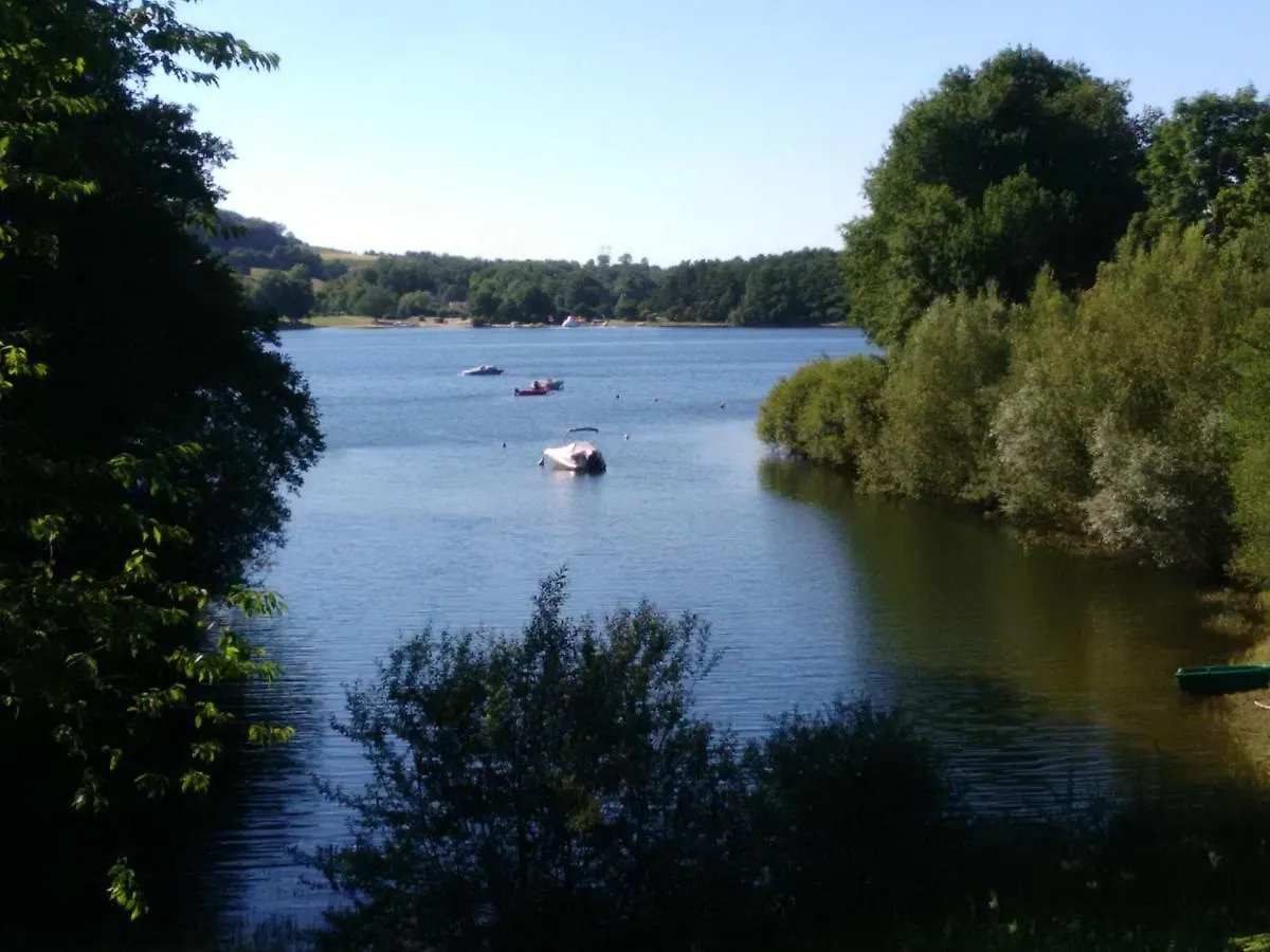Les Chalets Flottants Des Planquettes Villa Saint-Etienne-Cantales