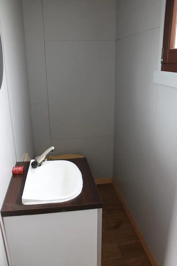 Les Chalets Flottants Des Planquettes Villa Saint-Etienne-Cantales