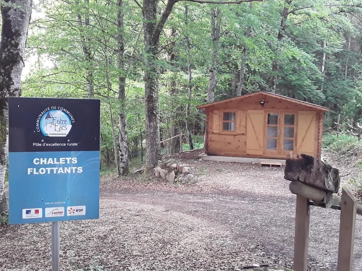 Les Chalets Flottants Des Planquettes Villa Saint-Etienne-Cantales